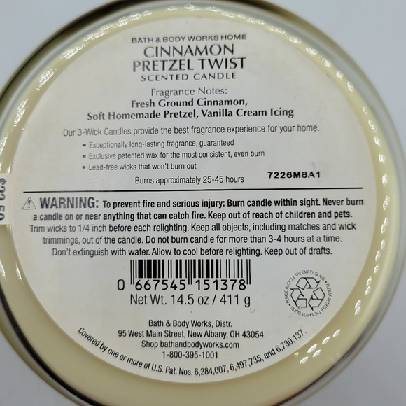 Bath & Body works Spice it up Cinnamon Pretzel Twist 3 wick candle - Picture 3 of 4